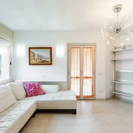 Apartment Cozy Flat With Lake View *