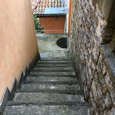 Cozy Flat With Lake View Torno