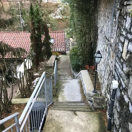Cozy Flat With Lake View Torno